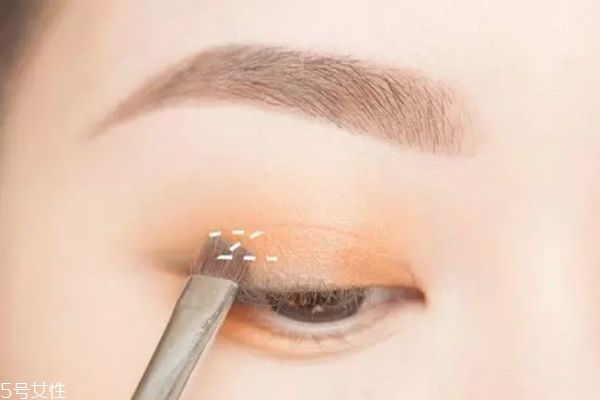 春夏浪漫約會妝教程 春夏清透日常眼妝教程 春夏浪漫約會妝教程 春夏清透日常眼妝教程