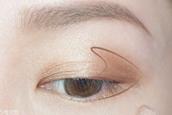 春夏浪漫約會妝教程 春夏清透日常眼妝教程 春夏浪漫約會妝教程 春夏清透日常眼妝教程