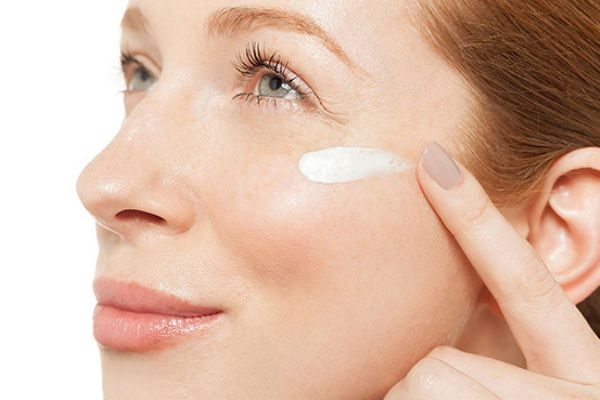 什么時候可以用眼霜 眼霜什么時候用合適 什么時候可以用眼霜 眼霜什么時候用合適