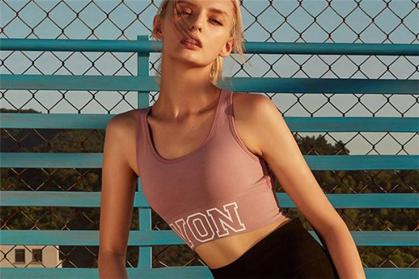 運(yùn)動(dòng)內(nèi)衣可以穿一天嗎 睡覺(jué)脫下即可 運(yùn)動(dòng)內(nèi)衣可以穿一天嗎 睡覺(jué)脫下即可