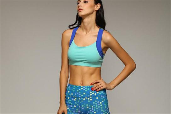 運(yùn)動(dòng)內(nèi)衣和普通內(nèi)衣的區(qū)別 功能大不同 運(yùn)動(dòng)內(nèi)衣和普通內(nèi)衣的區(qū)別 功能大不同