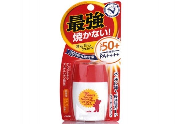 防曬霜要避開眼周嗎 防曬霜涂在眼周要注意 防曬霜要避開眼周嗎 防曬霜涂在眼周要注意