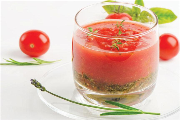 喝番茄汁有什么用 每天一杯健康好身材 喝番茄汁有什么用 每天一杯健康好身材