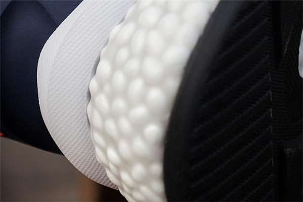 彪馬hybrid測評 彪馬爆米花跑鞋評測報(bào)告