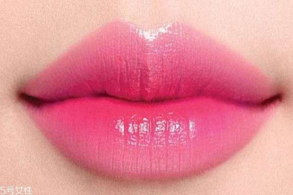 適合春天的少女粉色唇膏推薦 適合少女用的口紅顏色 適合春天的少女粉色唇膏推薦 適合少女用的口紅顏色