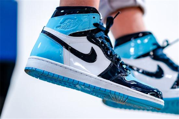 網(wǎng)上買aj哪個網(wǎng)站正品 app買鞋要謹(jǐn)慎 網(wǎng)上買aj哪個網(wǎng)站正品 app買鞋要謹(jǐn)慎