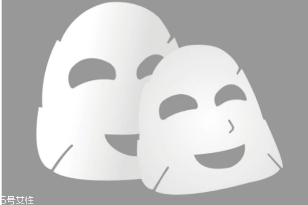 黑面膜和白面膜有什么區(qū)別 黑膜和白膜的區(qū)別 黑面膜和白面膜有什么區(qū)別 黑膜和白膜的區(qū)別