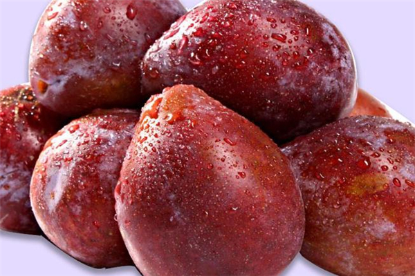 西梅和螃蟹能一起吃嗎 會(huì)影響消化 西梅和螃蟹能一起吃嗎 會(huì)影響消化