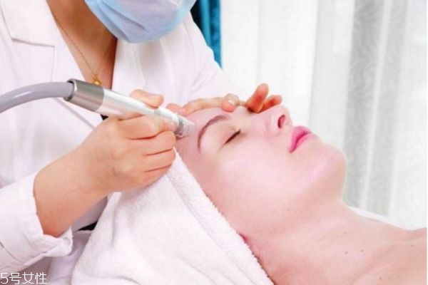 小氣泡清潔有副作用嗎 小氣泡清潔有依賴性嗎 小氣泡清潔有副作用嗎 小氣泡清潔有依賴性嗎