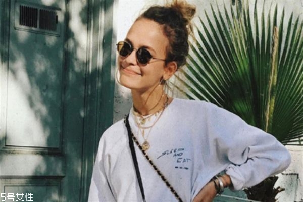 小氣泡清潔哪里可以做 關(guān)于小氣泡的一些常識(shí) 小氣泡清潔哪里可以做 關(guān)于小氣泡的一些常識(shí)