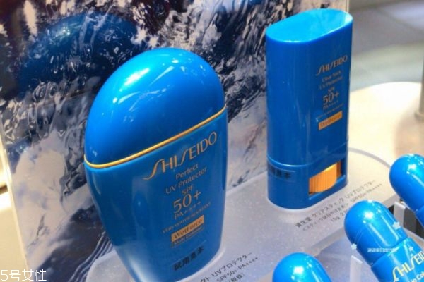 資生堂藍胖子防曬霜適合什么膚質 資生堂藍胖子防曬成分 資生堂藍胖子防曬霜適合什么膚質 資生堂藍胖子防曬成分