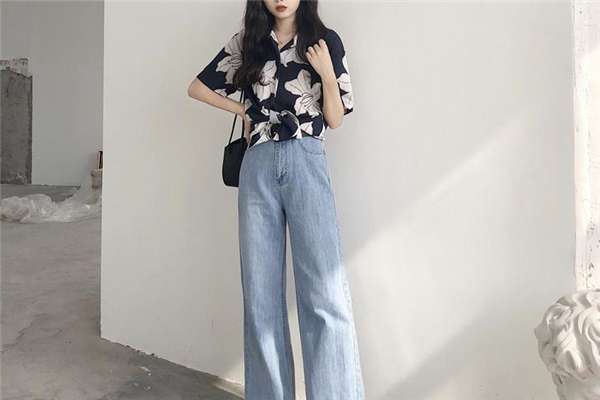 2019年流行什么闊腿褲 穿出大長(zhǎng)腿 2019年流行什么闊腿褲 穿出大長(zhǎng)腿