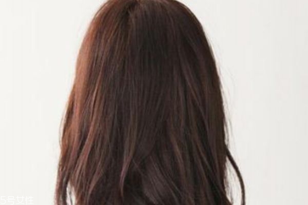 黃皮膚適合染什么顏色 皮膚黃染什么顏色顯白 黃皮膚適合染什么顏色 皮膚黃染什么顏色顯白