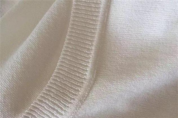 冰絲面料怎么洗 用中性洗滌劑 冰絲面料怎么洗 用中性洗滌劑