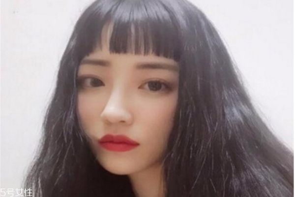 眉上劉海怎么剪好看 眉上劉海適合什么臉型 眉上劉海怎么剪好看 眉上劉海適合什么臉型