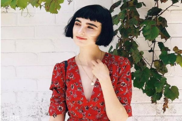 眉上劉海怎么剪好看 眉上劉海適合什么臉型 眉上劉海怎么剪好看 眉上劉海適合什么臉型