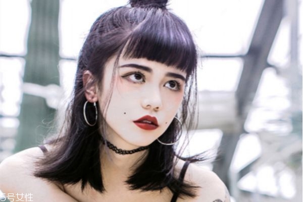 眉上劉海怎么剪好看 眉上劉海適合什么臉型 眉上劉海怎么剪好看 眉上劉海適合什么臉型