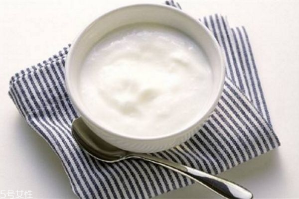 夏天怎樣自制補水面膜 夏季自制補水面膜制作方法 夏天怎樣自制補水面膜 夏季自制補水面膜制作方法