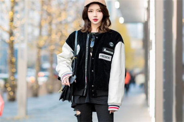 棒球服適合多大年齡穿 沒有固定界限 棒球服適合多大年齡穿 沒有固定界限