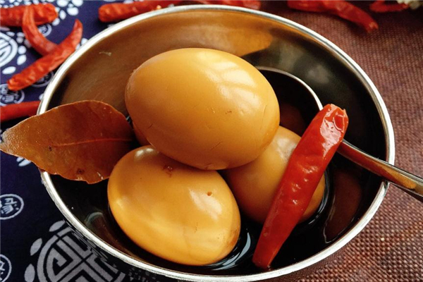 啤酒鹵蛋的做法 簡(jiǎn)單又美味 啤酒鹵蛋的做法 簡(jiǎn)單又美味