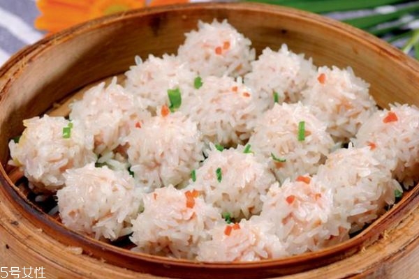 香椿不能和什么一起吃 香椿的家常做法 香椿不能和什么一起吃 香椿的家常做法