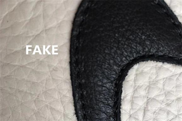 aj1禁止轉(zhuǎn)賣真假對比 鑒定方法要牢記 aj1禁止轉(zhuǎn)賣真假對比 鑒定方法要牢記