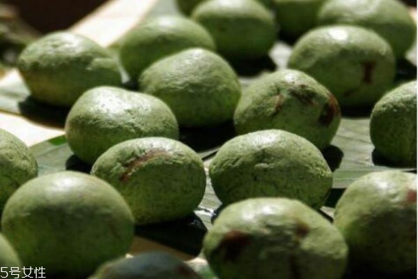 青團為什么會變硬 如何用微波爐加熱青團 青團為什么會變硬 如何用微波爐加熱青團