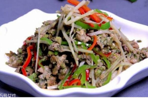 香椿不能和什么一起吃 香椿的家常做法 香椿不能和什么一起吃 香椿的家常做法