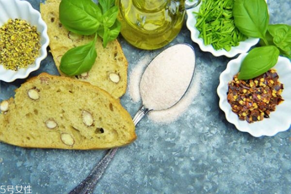 哪些食物吃了幫助減肥 減肥小竅門 哪些食物吃了幫助減肥 減肥小竅門