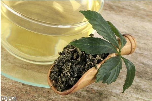 絞股藍(lán)可以泡山楂嗎 絞股藍(lán)加山楂泡水喝的功效 絞股藍(lán)可以泡山楂嗎 絞股藍(lán)加山楂泡水喝的功效