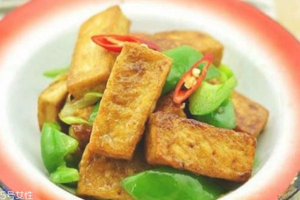 怎么做豆腐好吃又簡(jiǎn)單 家常豆腐的做法 怎么做豆腐好吃又簡(jiǎn)單 家常豆腐的做法