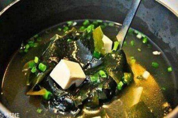 怎么做豆腐好吃又簡(jiǎn)單 家常豆腐的做法 怎么做豆腐好吃又簡(jiǎn)單 家常豆腐的做法