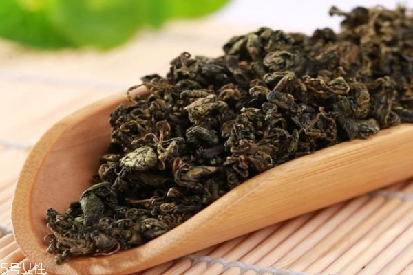 絞股藍(lán)泡水喝傷胃嗎 看什么情況 絞股藍(lán)泡水喝傷胃嗎 看什么情況