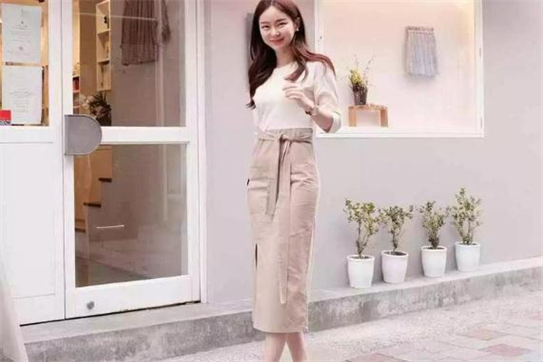 奶茶色衣服怎么搭配 韓國小姐姐穿搭指南 奶茶色衣服怎么搭配 韓國小姐姐穿搭指南