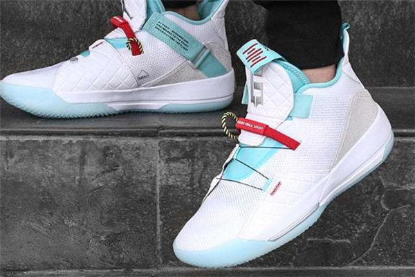 aj33郭艾倫怎么清洗 不同材質(zhì)分開(kāi)處理 aj33郭艾倫怎么清洗 不同材質(zhì)分開(kāi)處理