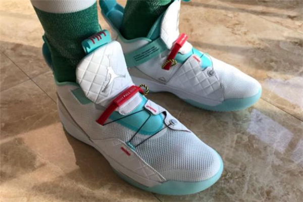 aj33郭艾倫怎么清洗 不同材質(zhì)分開(kāi)處理 aj33郭艾倫怎么清洗 不同材質(zhì)分開(kāi)處理