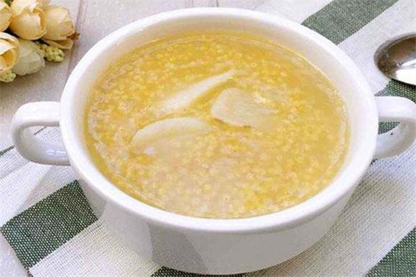山藥小米粥的功效與作用 養(yǎng)生人群必備 山藥小米粥的功效與作用 養(yǎng)生人群必備