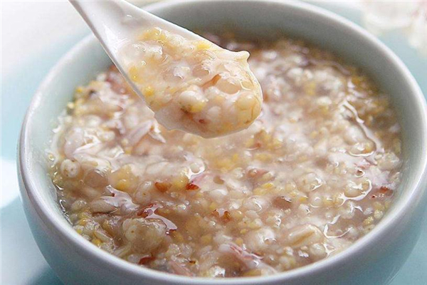 燕麥小米粥可以加蜂蜜嗎 口感會(huì)更好 燕麥小米粥可以加蜂蜜嗎 口感會(huì)更好
