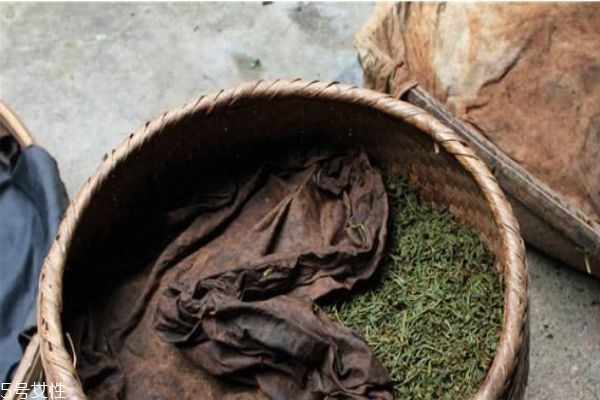 紅茶梅占的特點(diǎn) 紅茶梅占的泡法 紅茶梅占的特點(diǎn) 紅茶梅占的泡法