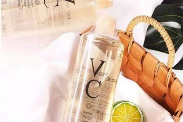 泰國vc水的作用和功效 泰國vc水成分表 泰國vc水的作用和功效 泰國vc水成分表