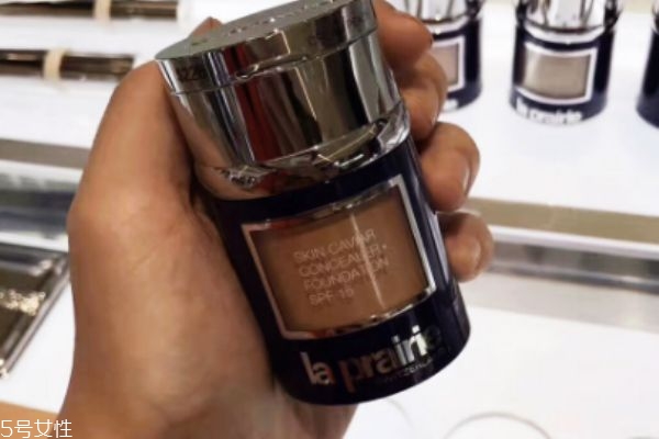 萊珀妮粉底液使用方法 用手也可以完美上妝 萊珀妮粉底液使用方法 用手也可以完美上妝