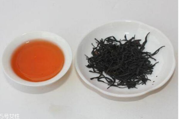 正山小種屬于什么檔次 正山小種的功效與禁忌 正山小種屬于什么檔次 正山小種的功效與禁忌