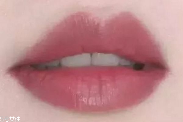 皮膚比較黃涂什么口紅 皮膚暗黃推薦幾款口紅 皮膚比較黃涂什么口紅 皮膚暗黃推薦幾款口紅