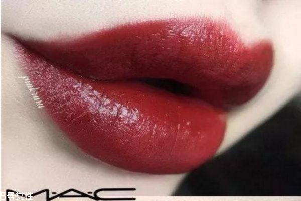 牛血色適合黃皮嗎 牛血色適合什么皮膚 牛血色適合黃皮嗎 牛血色適合什么皮膚