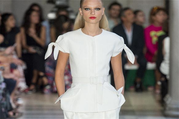 carolina herrera是什么牌子 知名時尚品牌