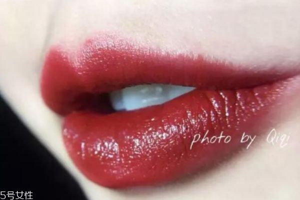 牛血色適合黃皮嗎 牛血色適合什么皮膚 牛血色適合黃皮嗎 牛血色適合什么皮膚