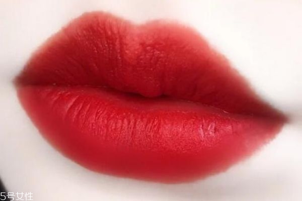 哪些口紅想要瘋狂安利給別人 日常必備的人氣口紅 哪些口紅想要瘋狂安利給別人 日常必備的人氣口紅
