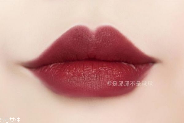 牛血色適合黃皮嗎 牛血色適合什么皮膚 牛血色適合黃皮嗎 牛血色適合什么皮膚