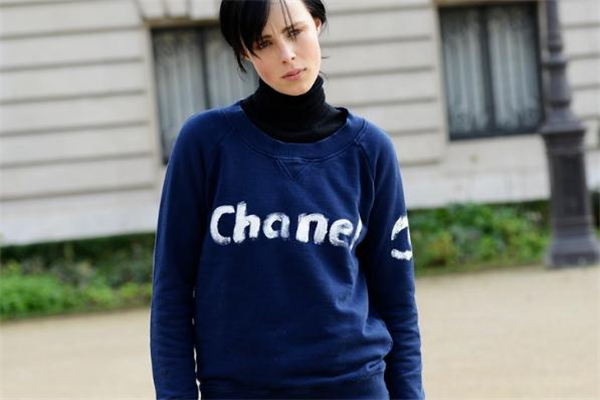 打底衫怎么搭配 打底衫春季搭配指南