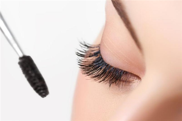 睫毛怎么夾才會翹 睫毛怎么夾才會翹